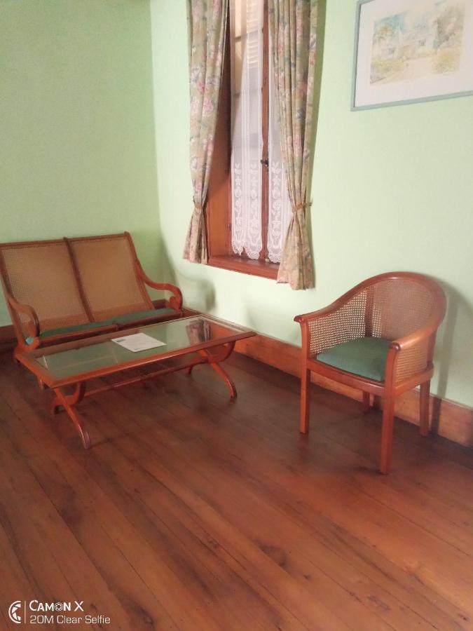 Le Manoir Bed and Breakfast Antananarivo Buitenkant foto