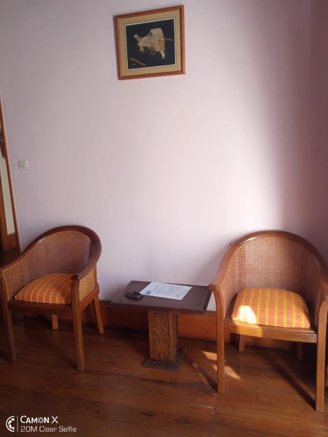 Le Manoir Bed and Breakfast Antananarivo Buitenkant foto