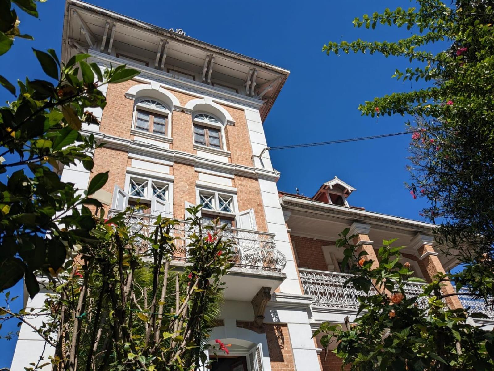 Le Manoir Bed and Breakfast Antananarivo Buitenkant foto